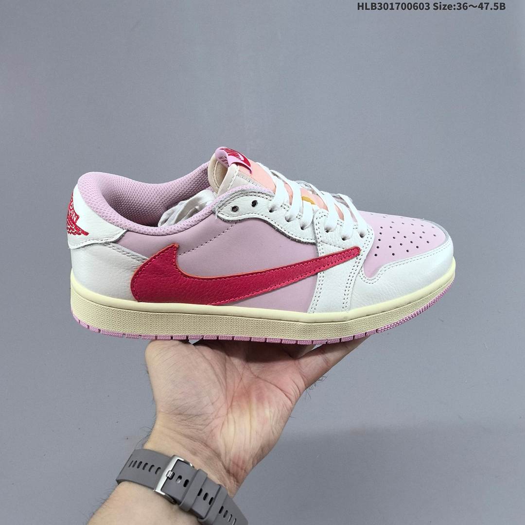Nike Air Jordan 1 x Travis Scott AJ1 - foto 3