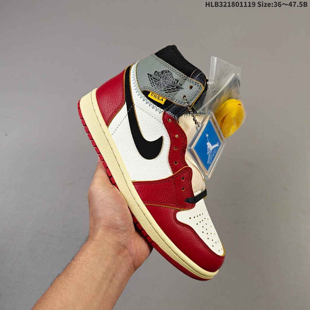 Nike Air Jordan 1 Retro High OG AJ1 · - foto 9
