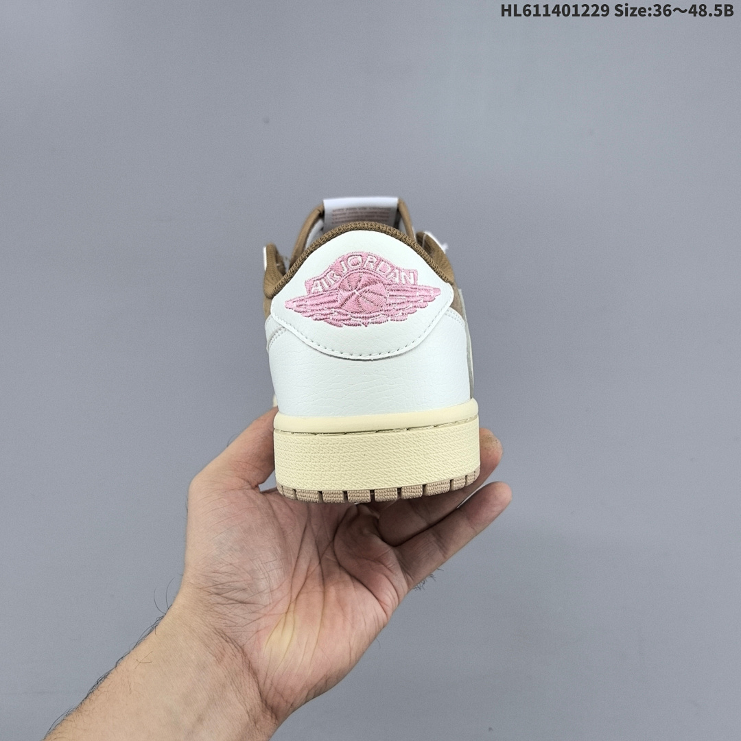 Nike Air Jordan 1 x Travis Scott AJ1 - foto 5
