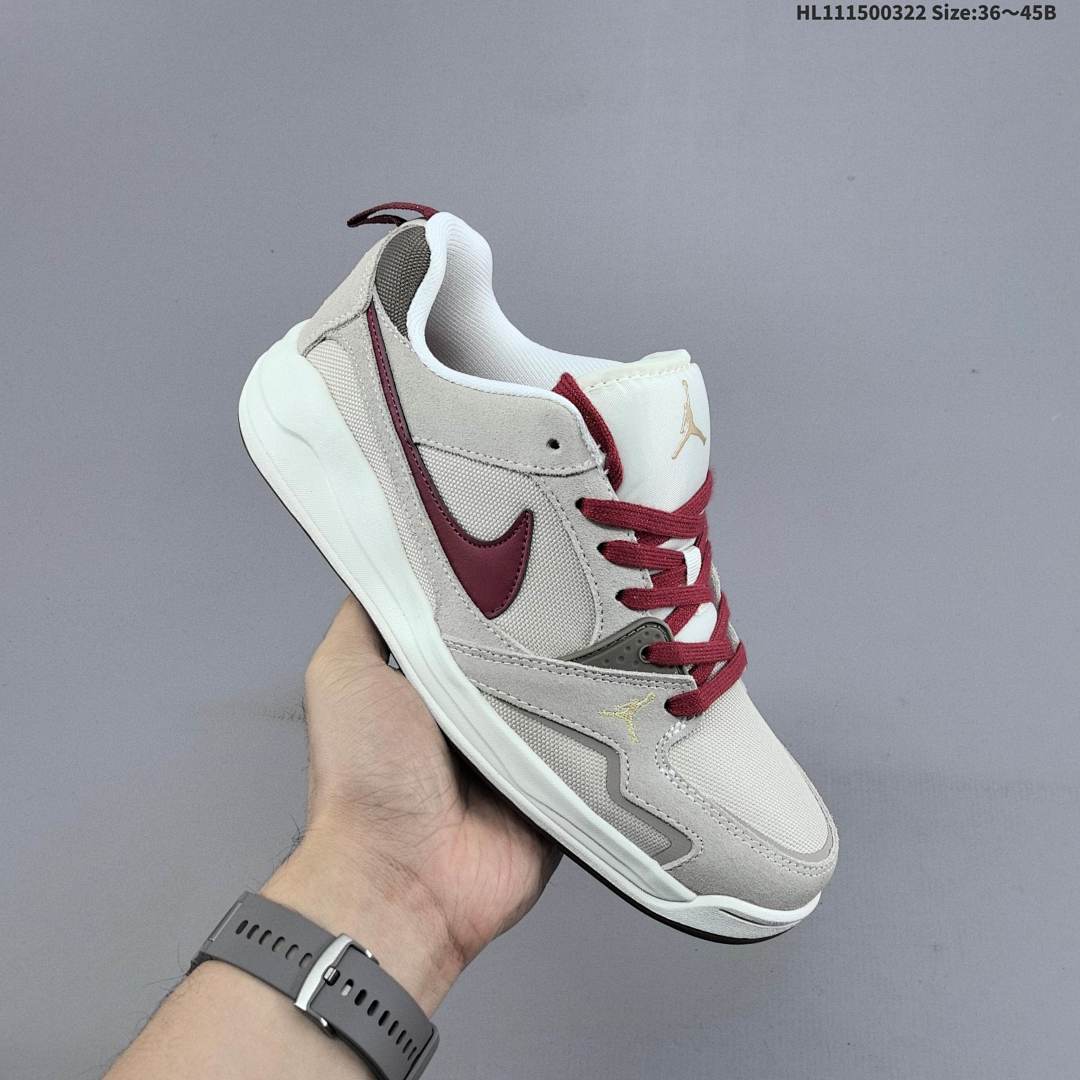 NIKE Jordan CMFT ERA 261 - foto 3