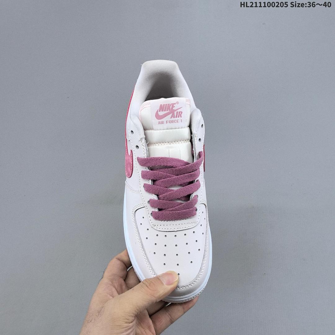 Nike Air Force 1’07 LX Force - foto 6