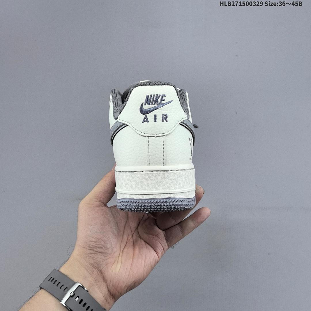 Nike Air Force1 07 low HH75 - foto 6