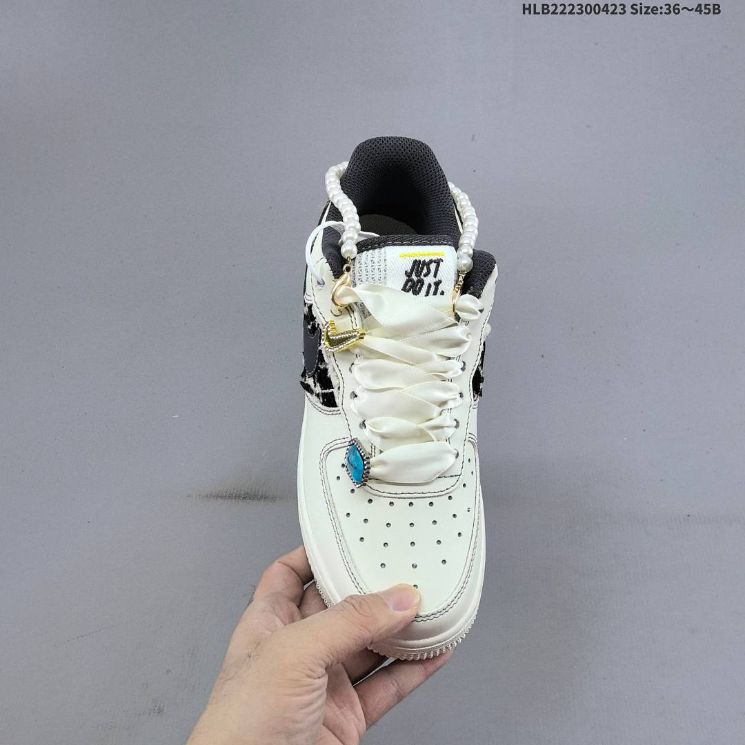 NIKE AIR FORCE 1‘07 LV8 -071 - foto 2