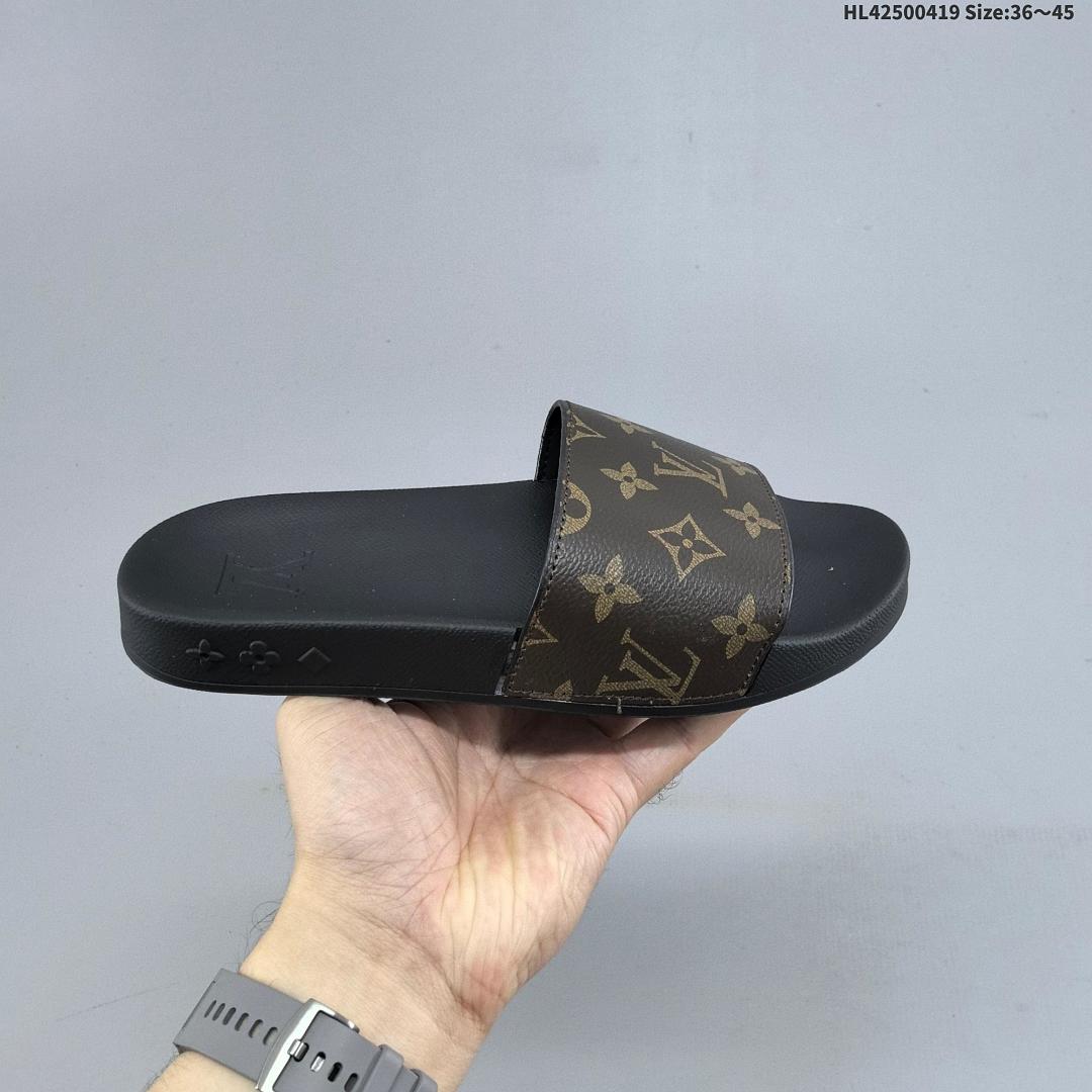 LOUIS VUITTON LV ID Size 45 - foto 2