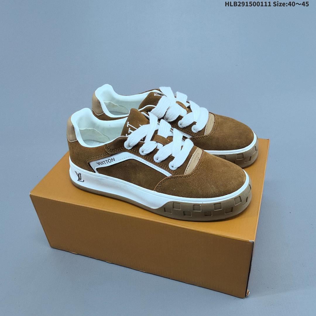 LV LOUIS VUITTON Tilted Suede Low Sneakers “ ” 4 - foto 4