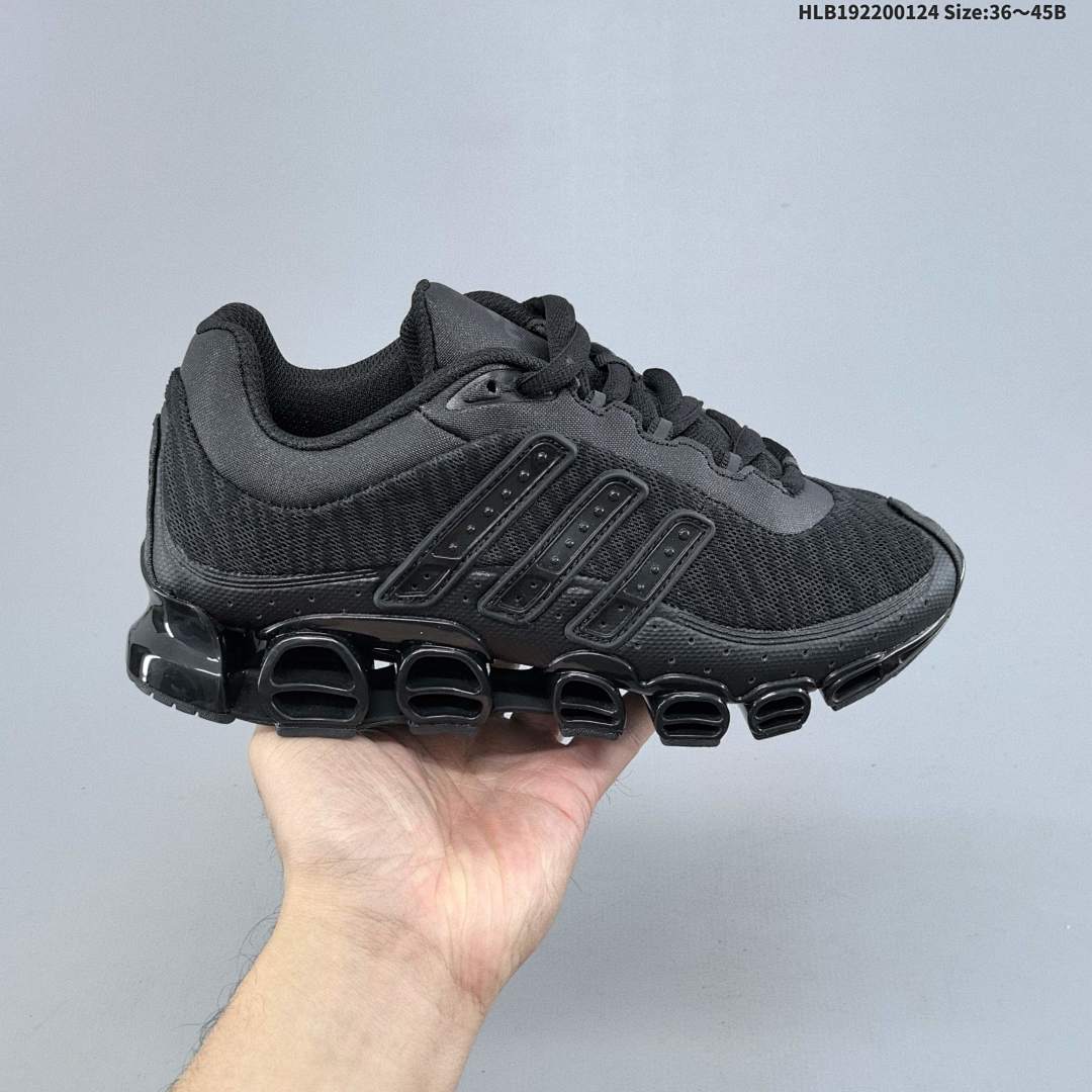 AVAVAV x Adidas Originals Moonrubber Megaride ID - foto 7
