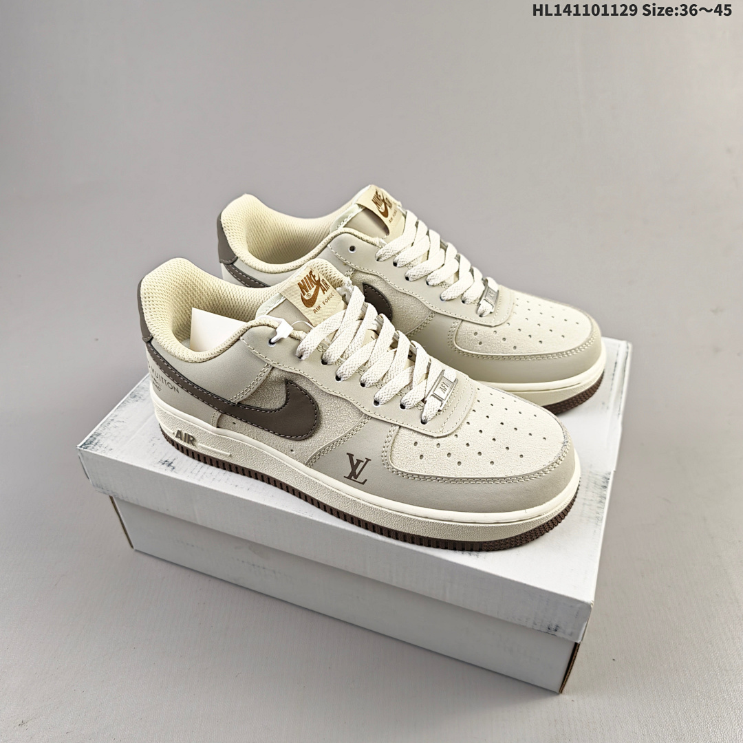 NIKE AIR FORCE 1‘07 -001 Si