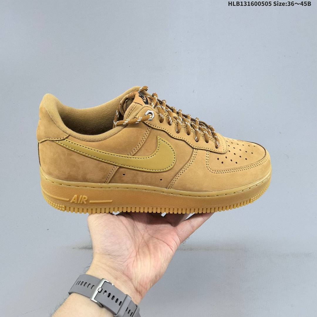 NIKE AIR FORCE 1‘07 LV8 - foto 2