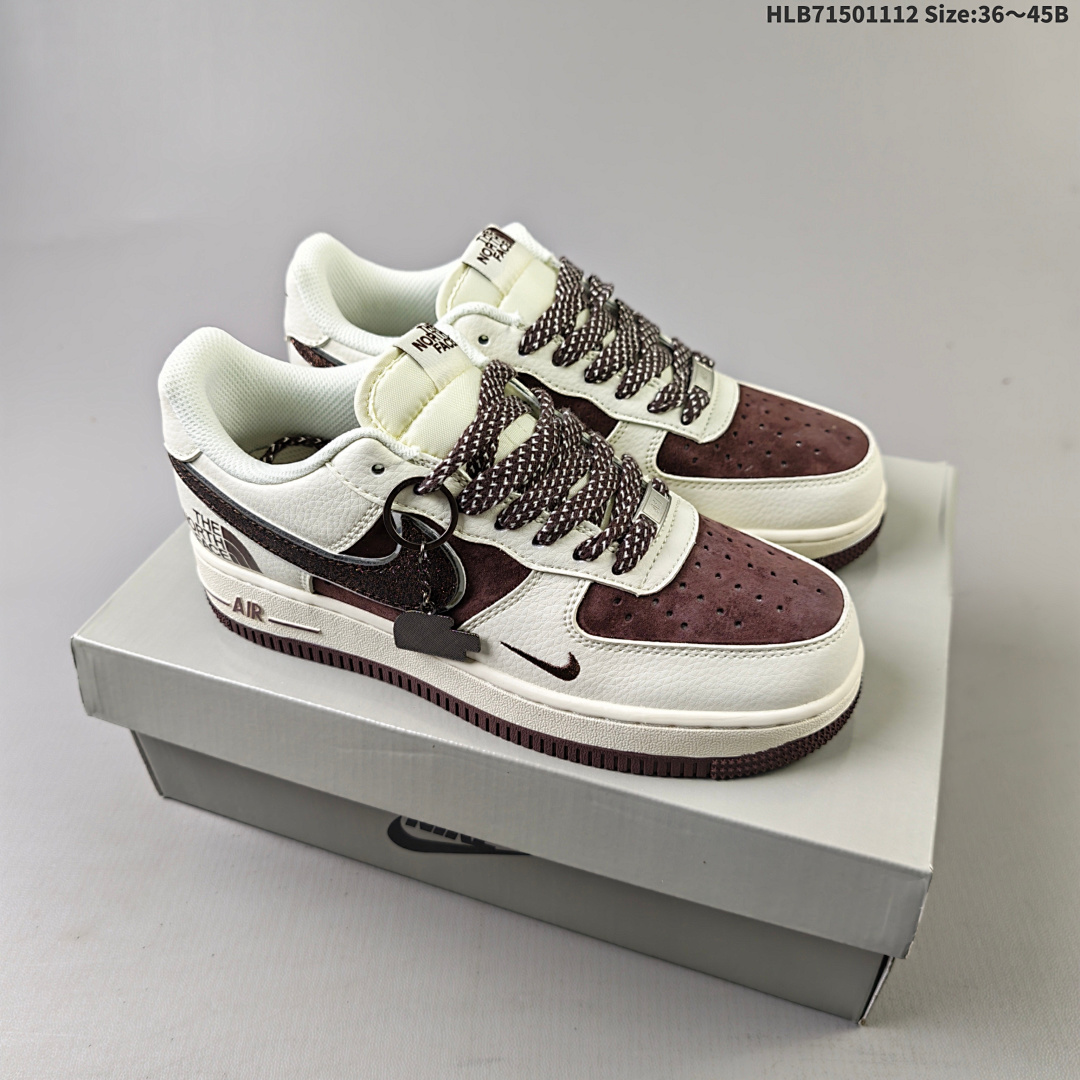 Nike Air Force 1 Low 07 x The North Face QY6818 526 - foto 3