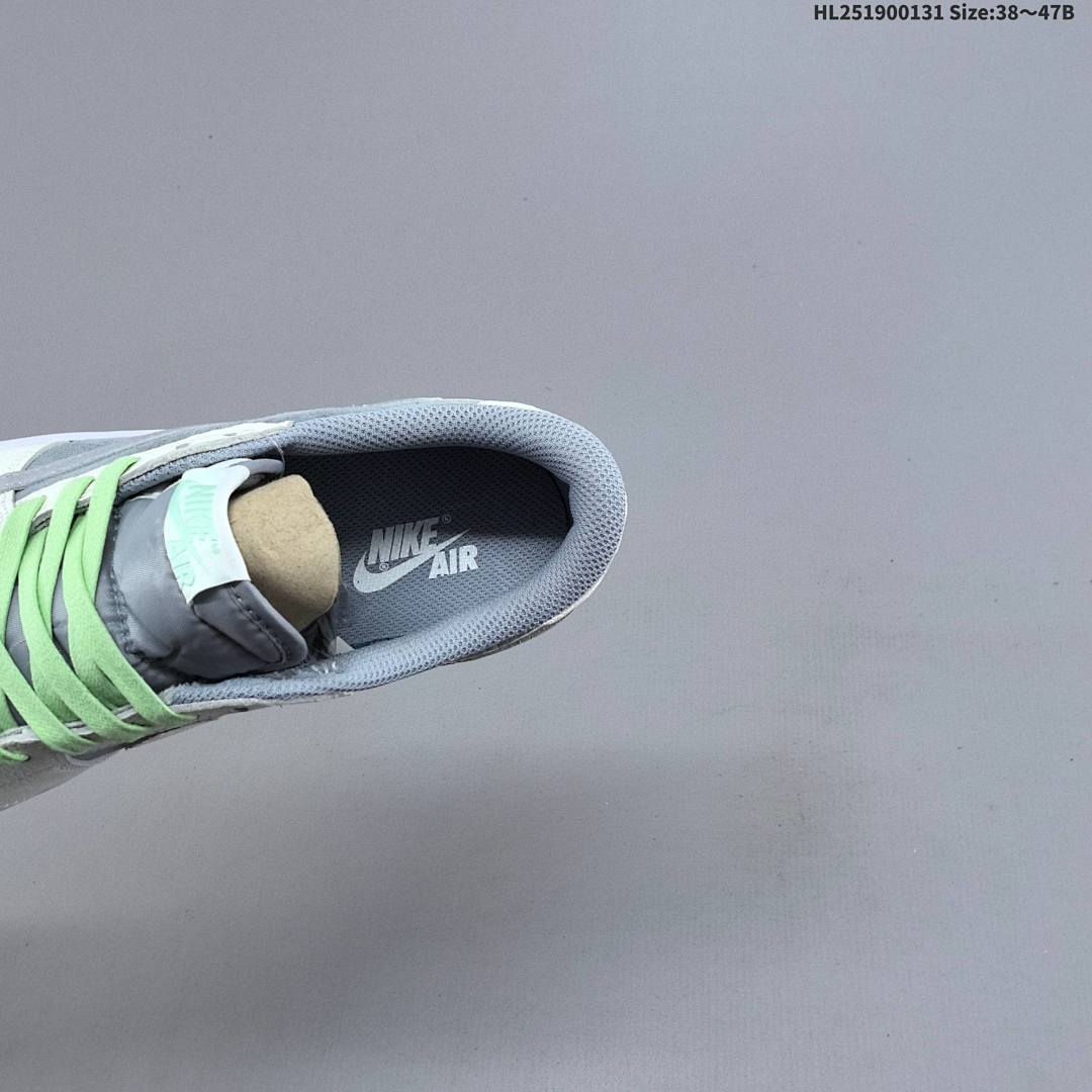 Nike Air Jordan 1 x Travis Scott AJ1 - foto 2