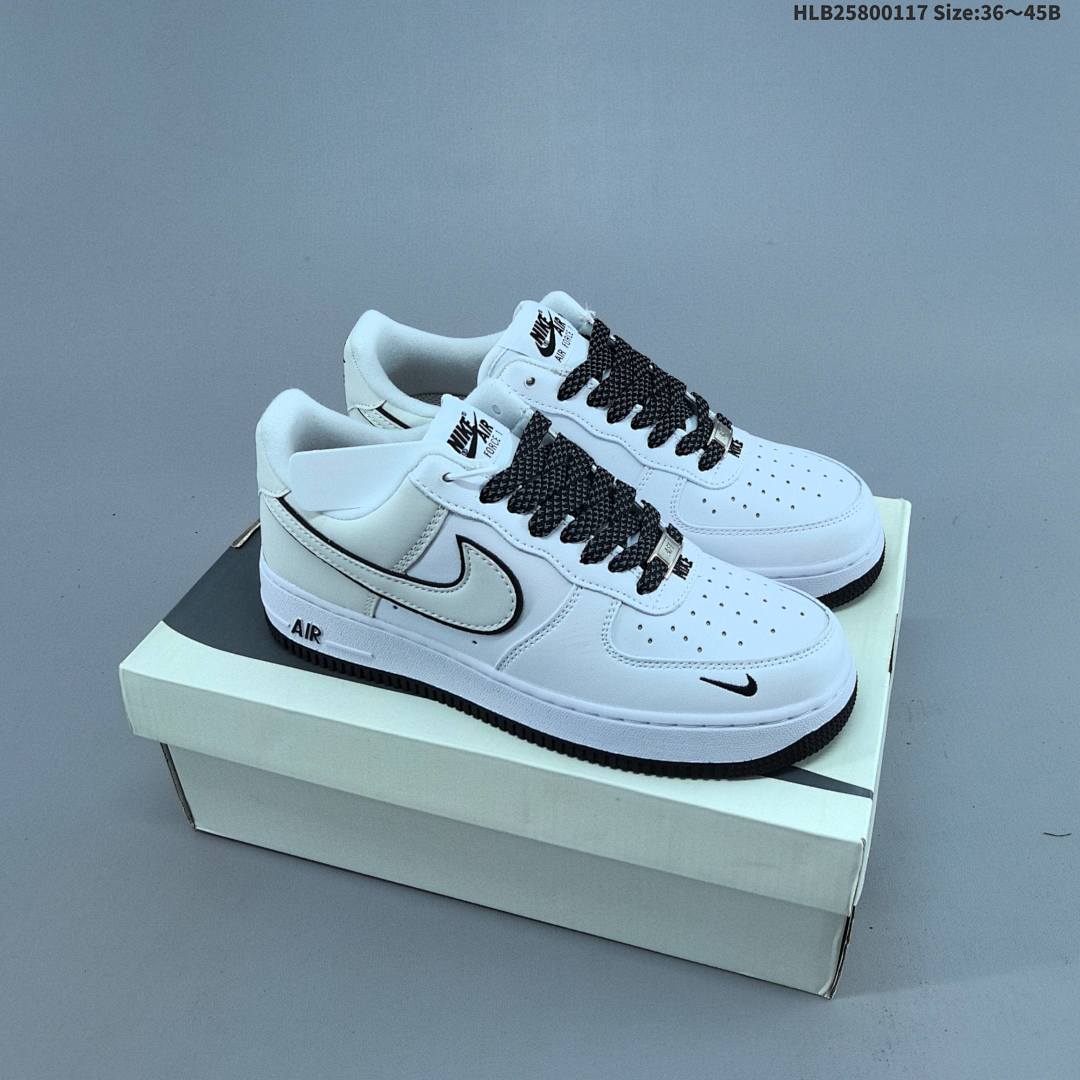 NIKE AIR FORCE 1& x27;07 LV8 - foto 3