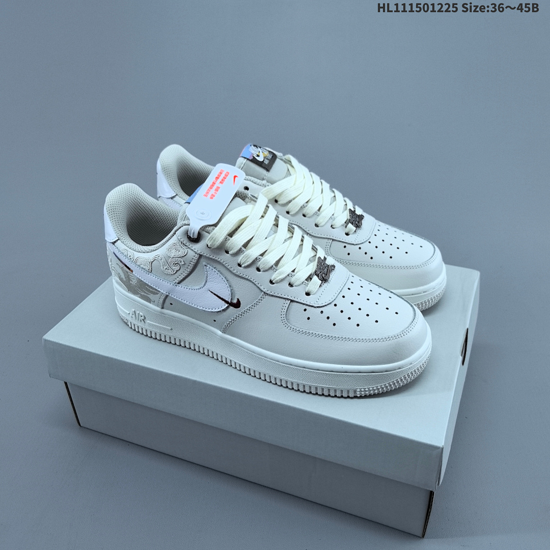 NIKE AIR FORCE 1‘07 -011