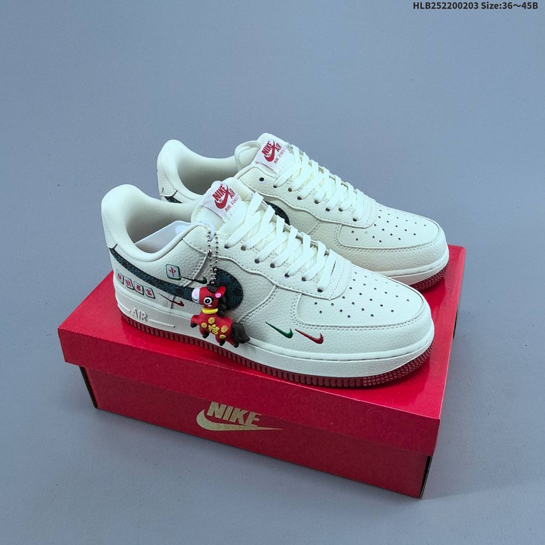 NIKE AIR FORCE 1‘07 LV8 -