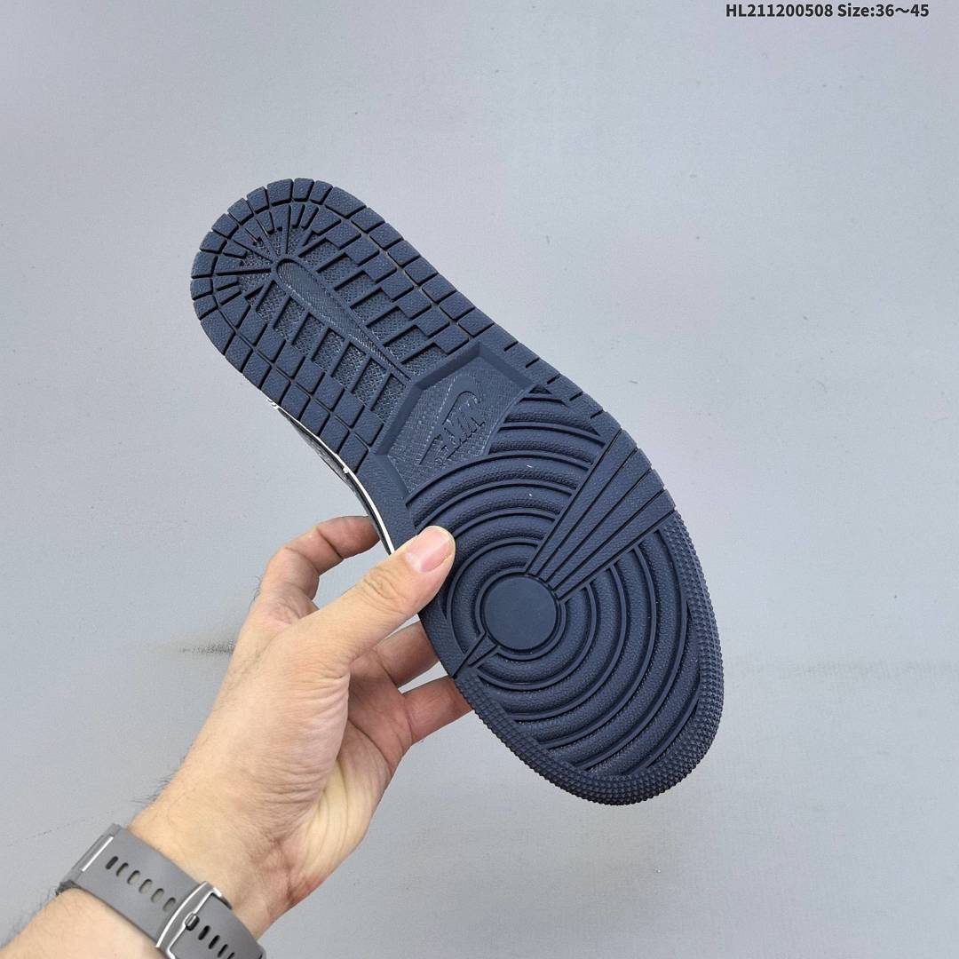 Nike Air Jordan 1 x Travis Scott AJ1 ‘DIY’ - foto 7