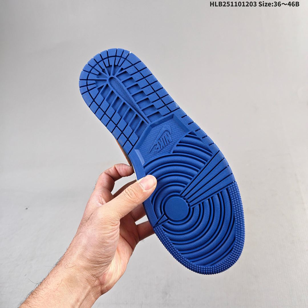 Nike Air Jordan 1 Retro High AJ1 -001 3 - foto 4