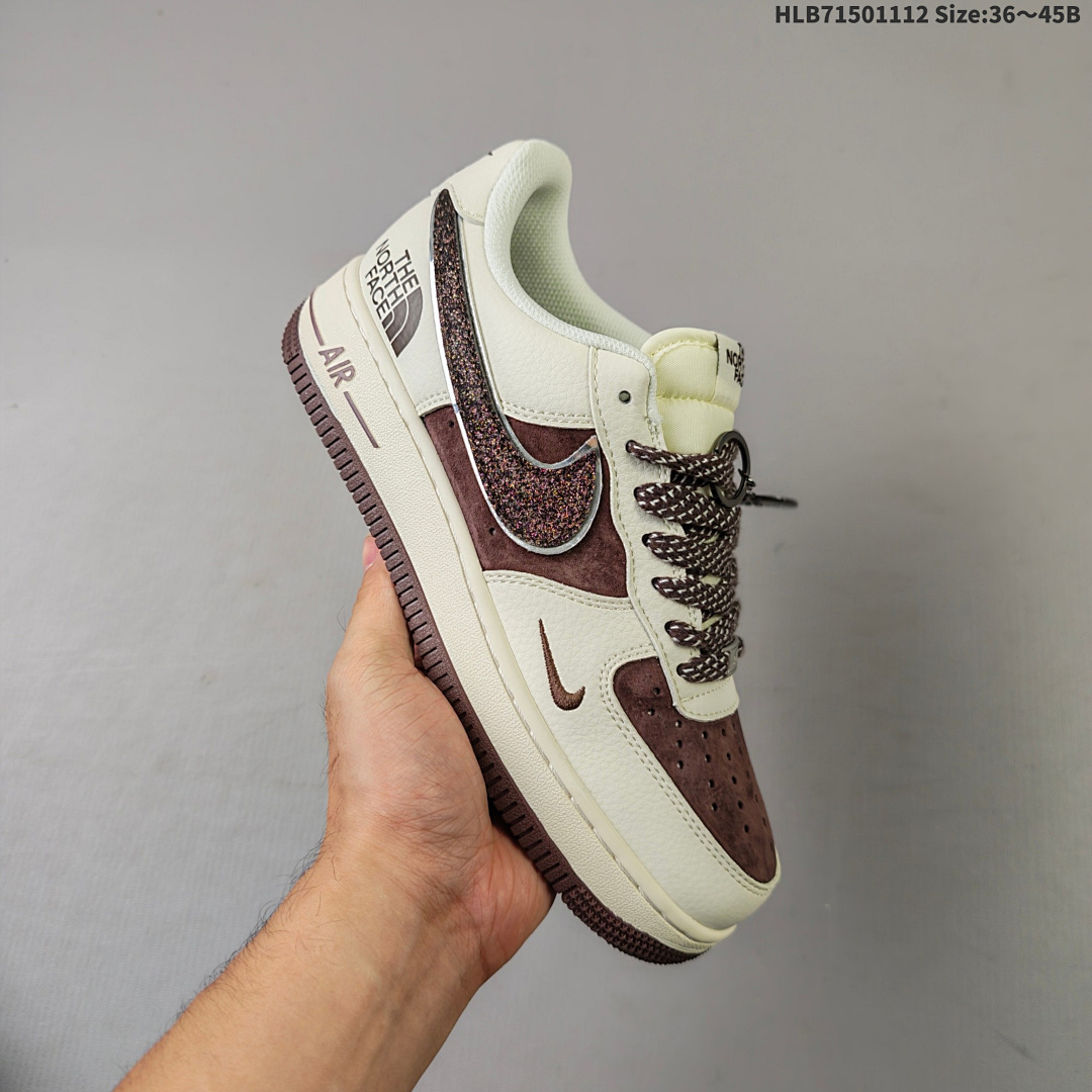 Nike Air Force 1 Low 07 x The North Face QY6818 526