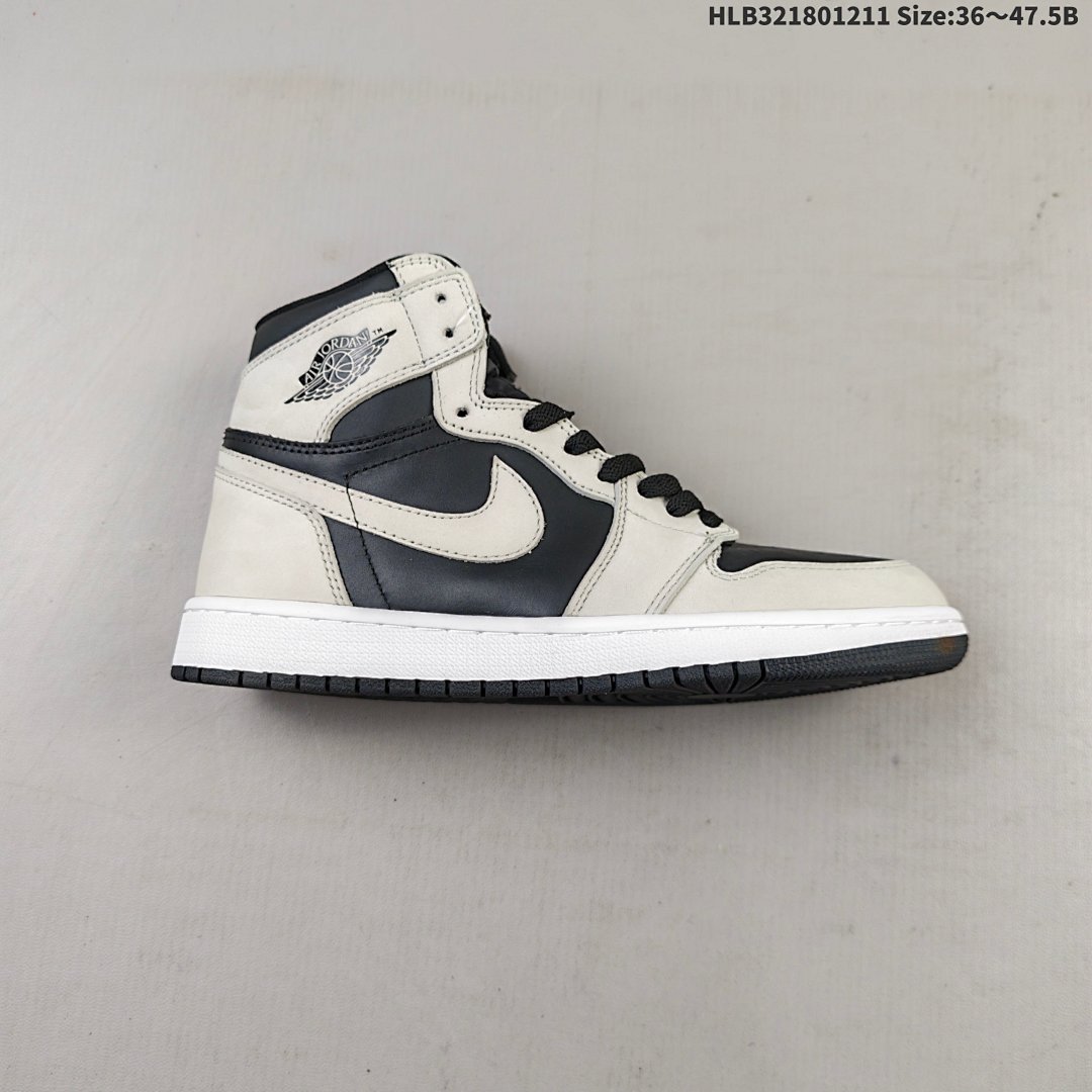 Nike Air Jordan 1 Retro High OG AJ1 · - foto 7