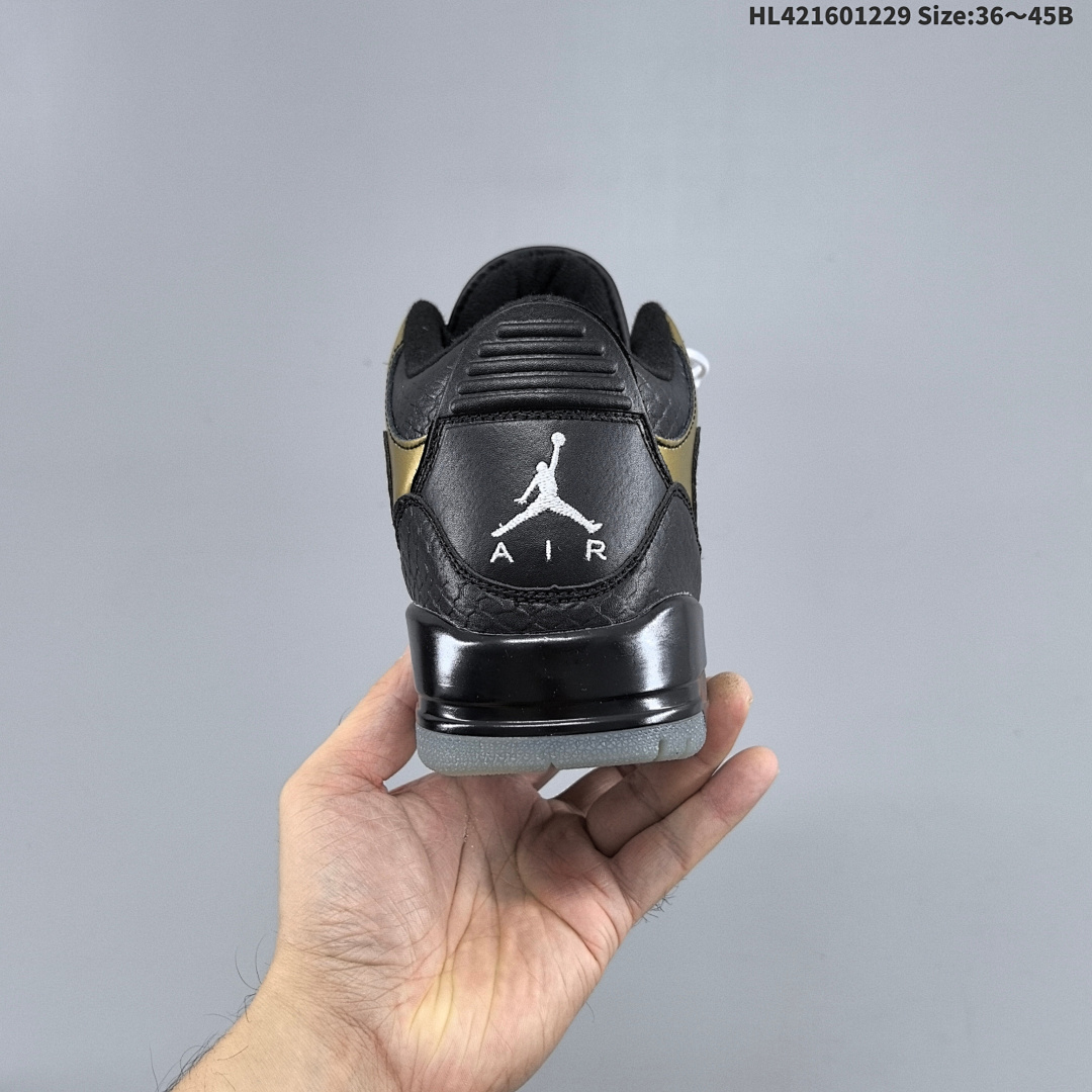Nike Air Jordan 3 Retro · AJ3 -100 4 - foto 5