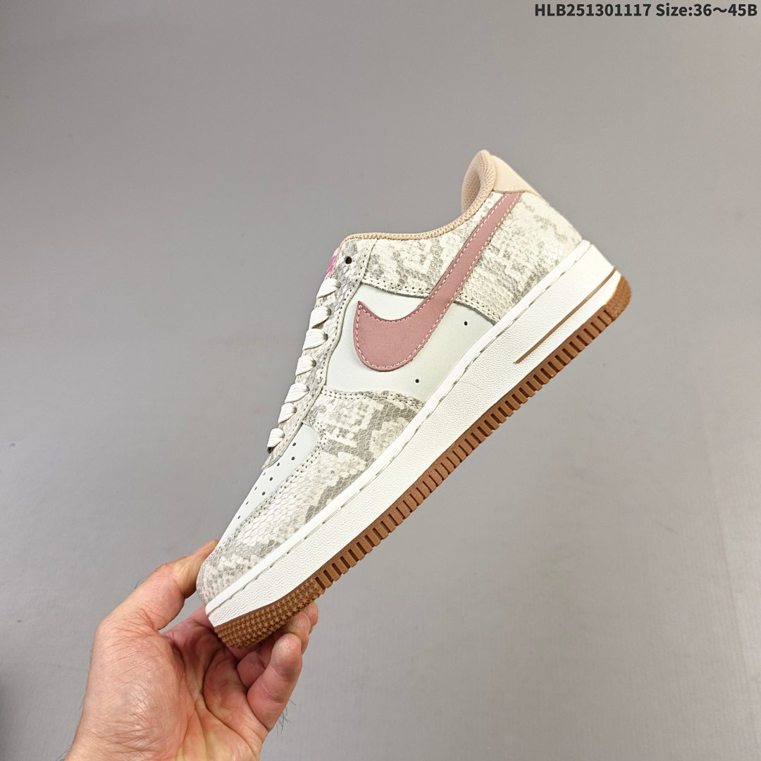 Nike AIR FORCE 1’07 Force - foto 4