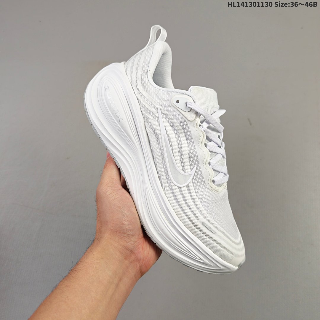 Nike VOMERO PLUS ReactX Air Zoom - foto 5