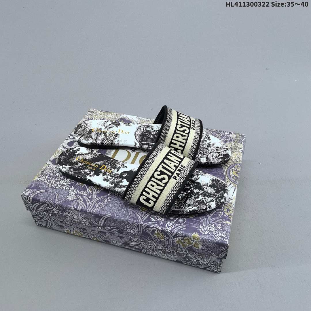 CHANEL - foto 2