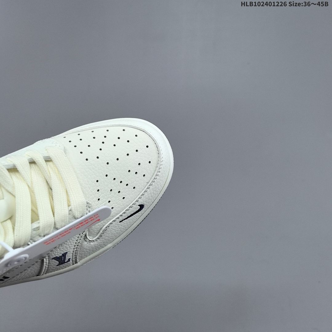 Nike Air Jordan 1 x Travis Scott AJ1 ‘DIY’ - foto 3