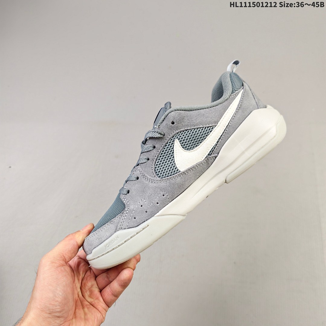 Nike Air Jordan CMFT Era -200 - foto 3