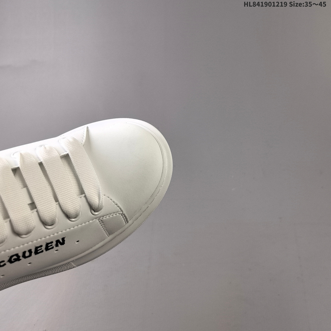 Alexander McQueen Oversized Exaggerated-Sole Suede Leather Sneakers - foto 3