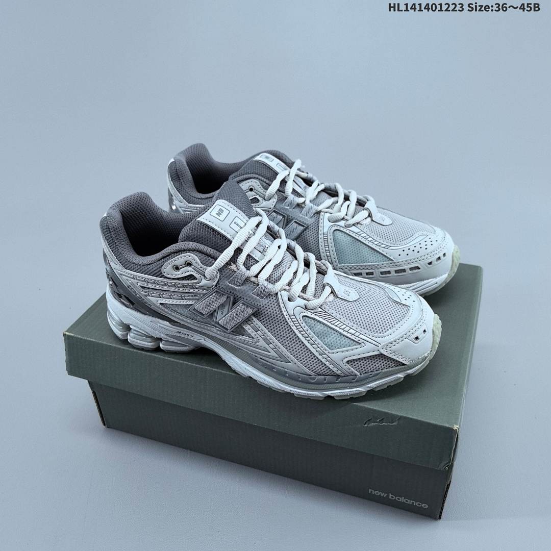 New Balance M1906R New Balance