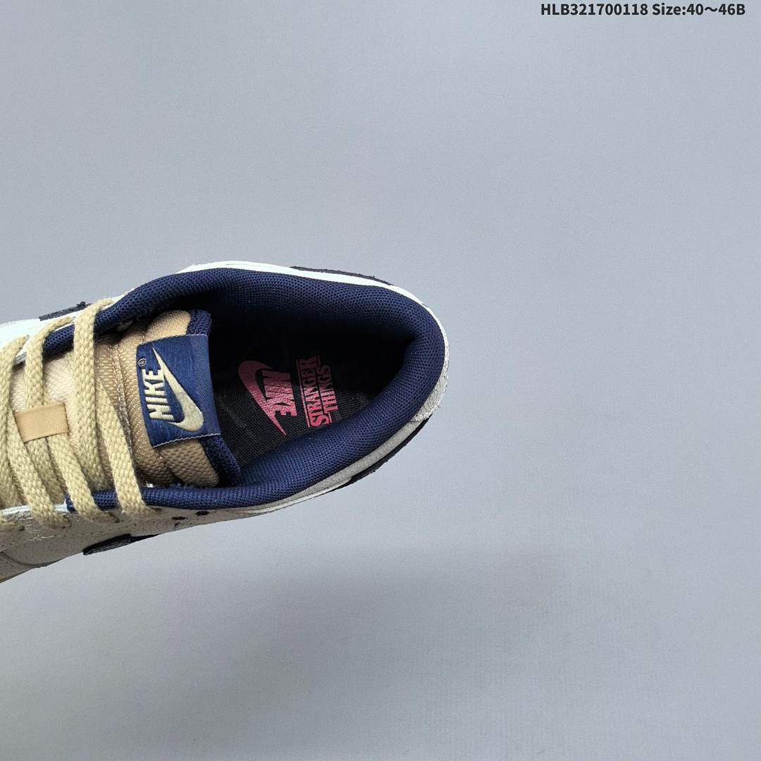 NIKE STRANGER THINGS X NIKE DUNK LOW SB Dunk Dunk Du - foto 2