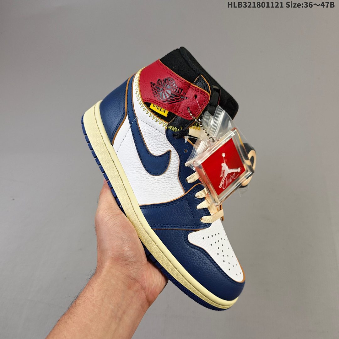 Nike Air Jordan 1 Retro High OG AJ1 · - foto 9