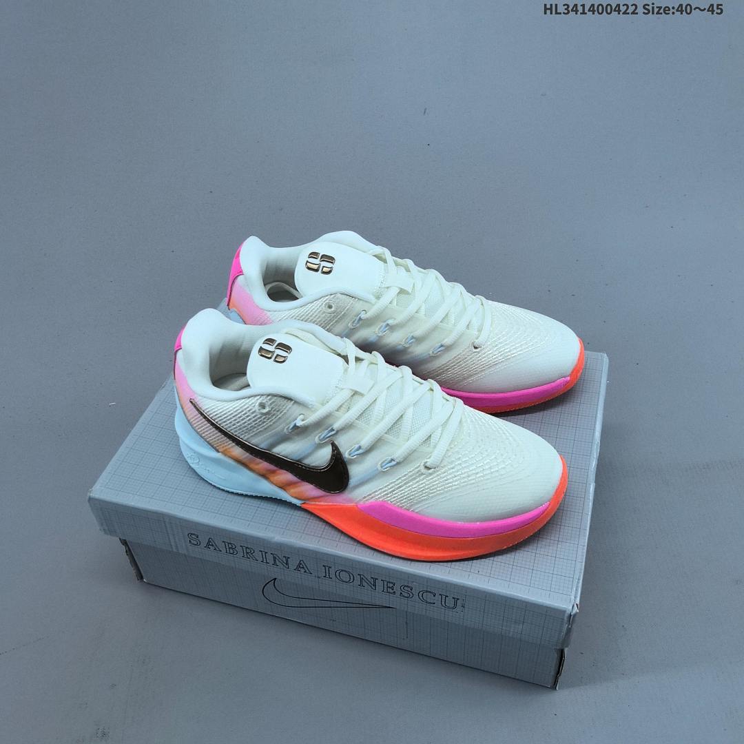 Nike Sabrina 3 Asw -015 ID Size 45 - foto 3