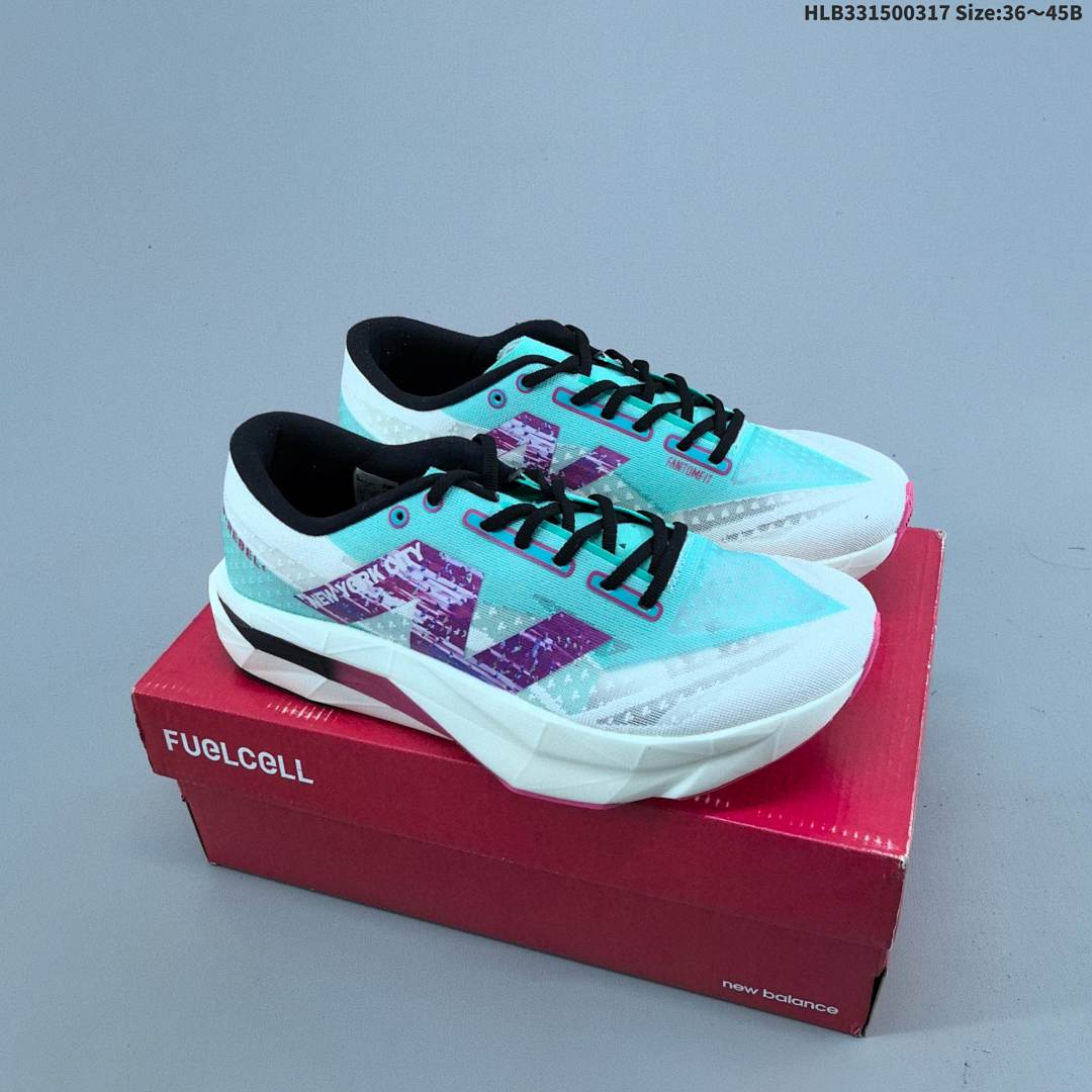 New Balance FuelCell SuperComp Trainer V2 NB