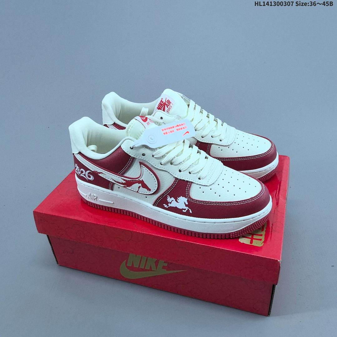 Nike Air Force1 07 low HT5