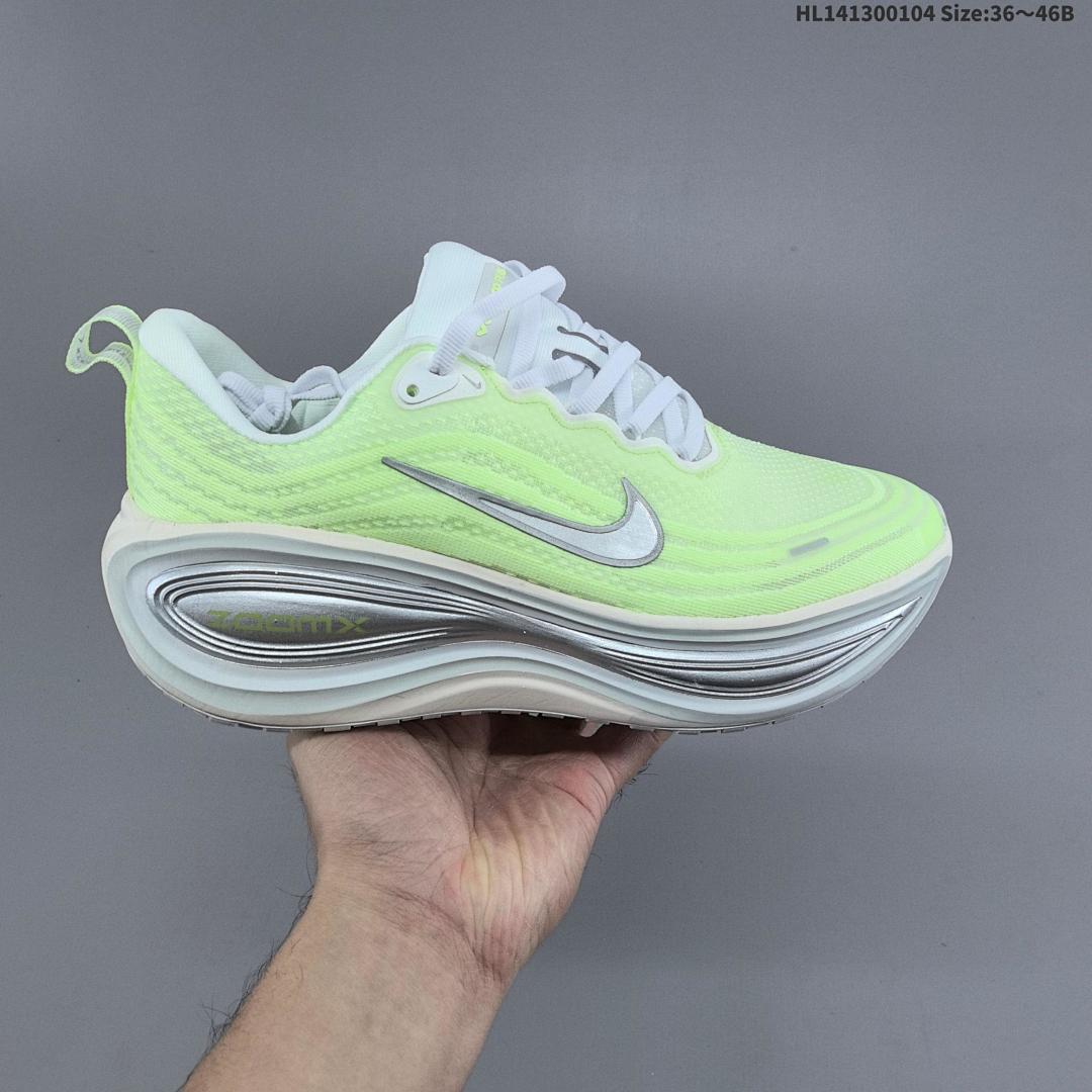 Nike VOMERO PLUS ReactX Air Zoom - foto 9