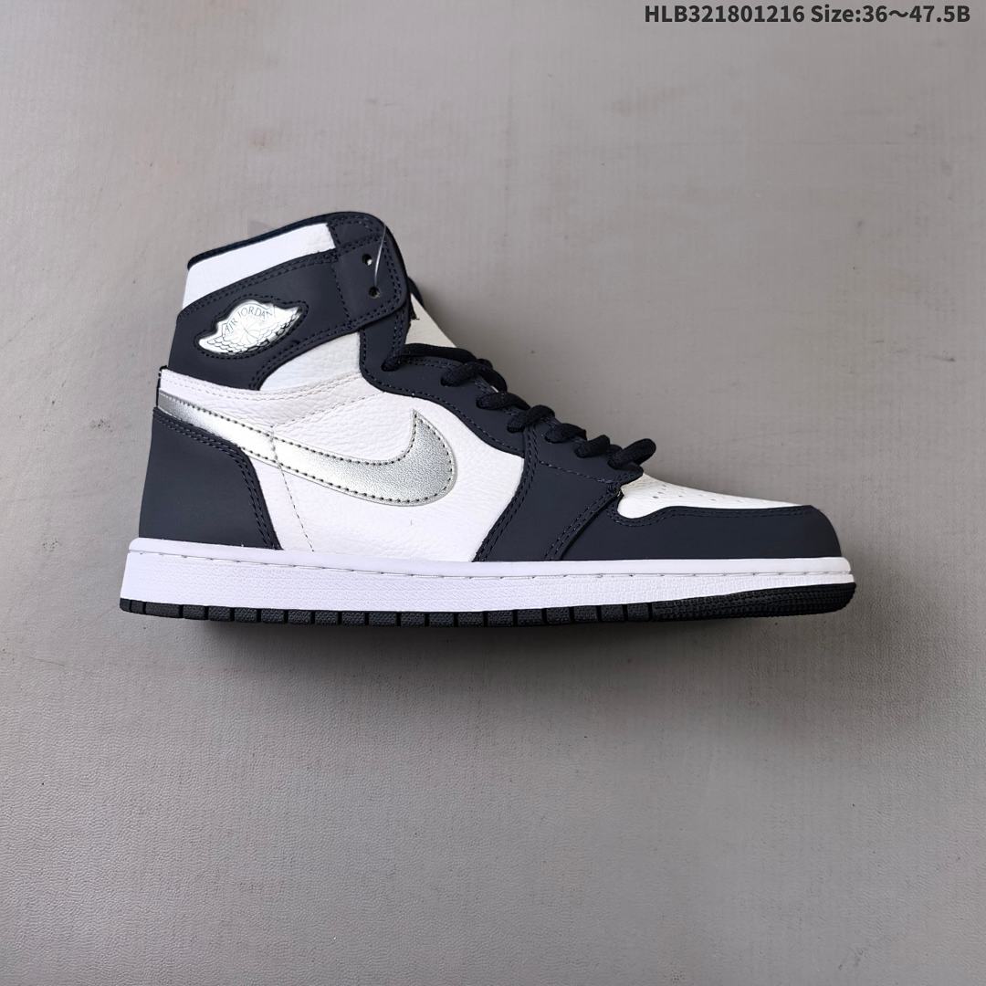 Nike Air Jordan 1 Retro High OG AJ1 · - foto 9