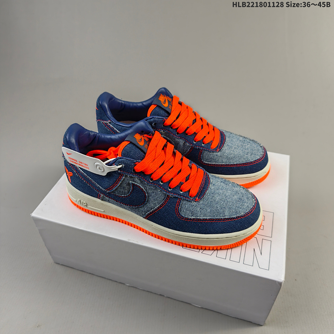 NIKE AIR FORCE 1‘07 -111 Siz