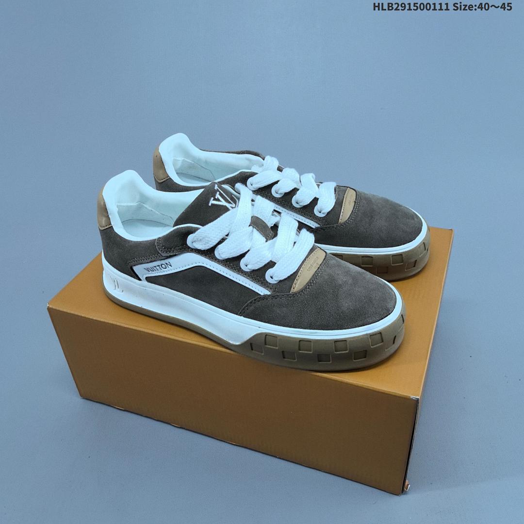 LV LOUIS VUITTON Tilted Suede Low Sneakers “ ” 4 - foto 6