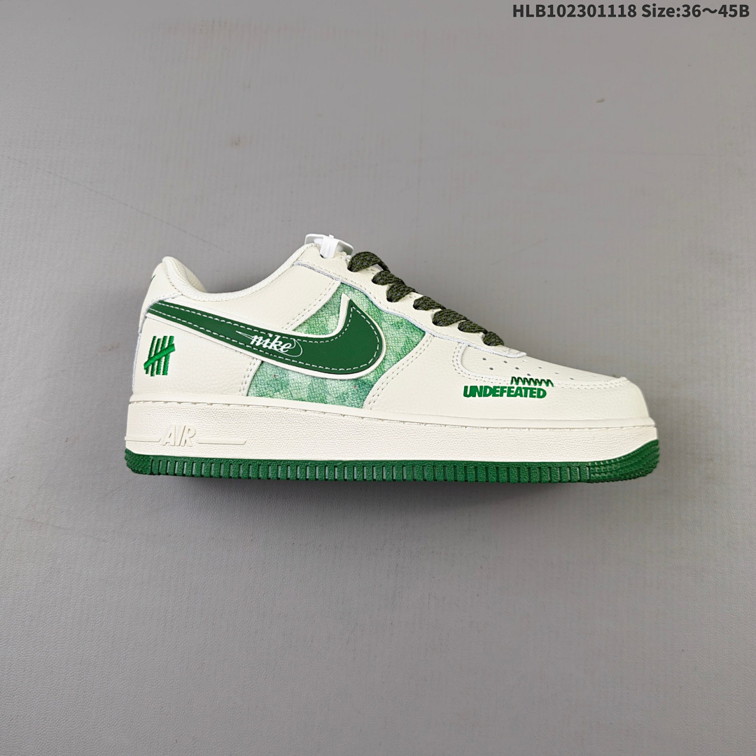 Nike Air Force 1 Low Supreme