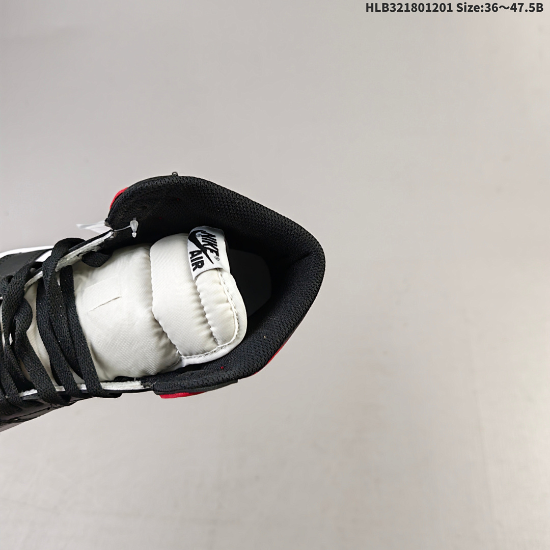 Nike Air Jordan 1 Retro High OG AJ1 · - foto 2
