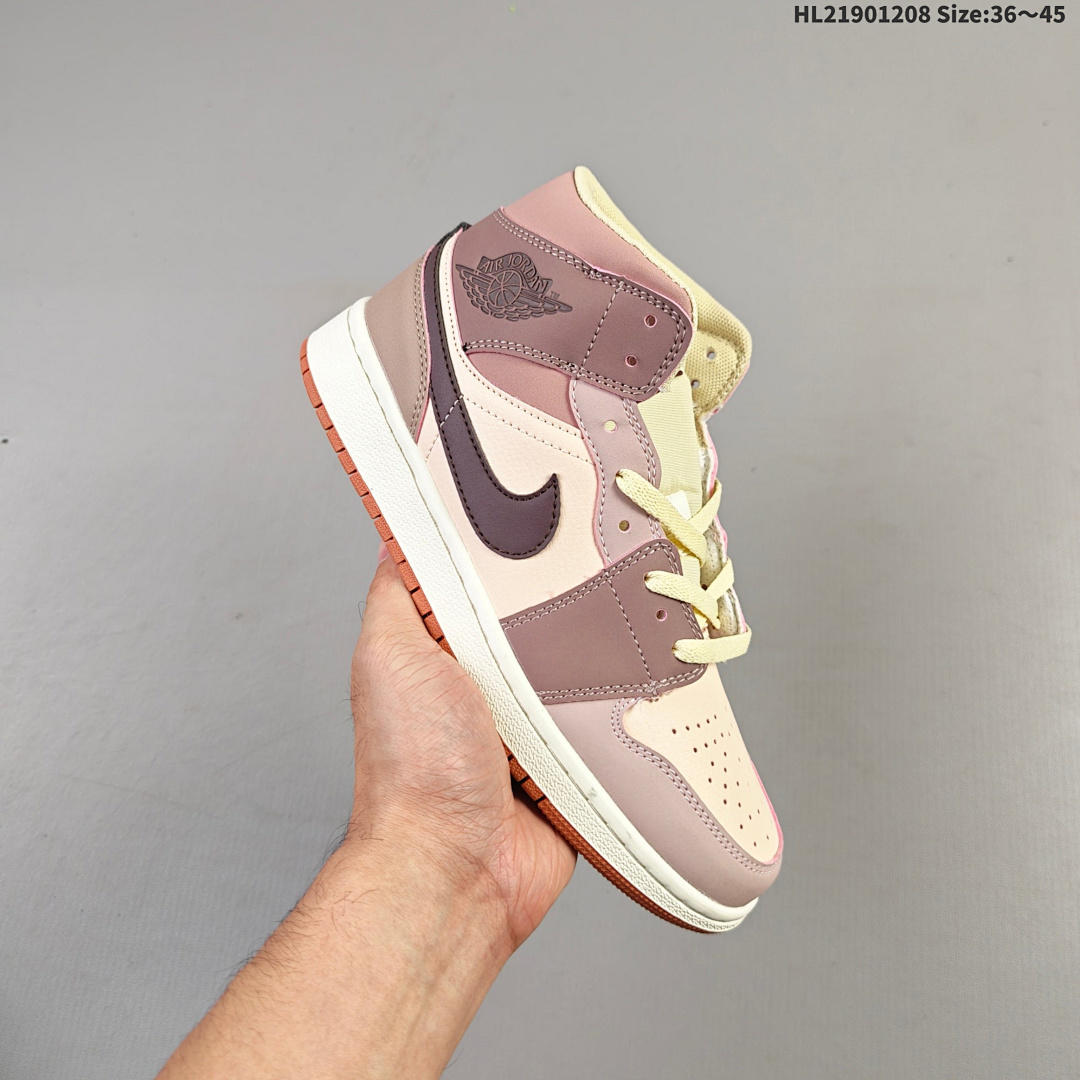 NIKE Air Jordan 1 Retro Mid AJ1 -821 ID Size 45 - foto 6