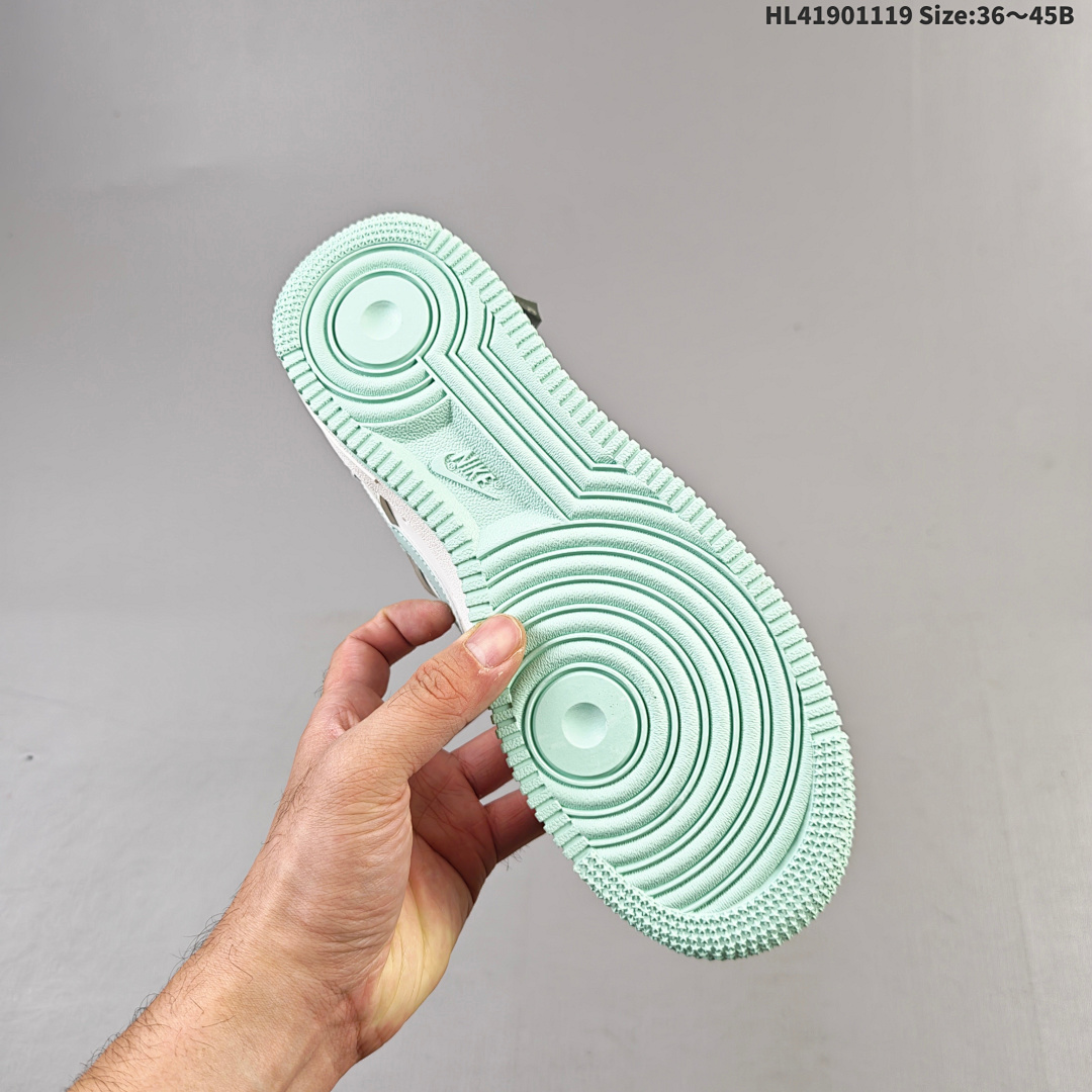 NIKE AIR FORCE 1‘07 - foto 5