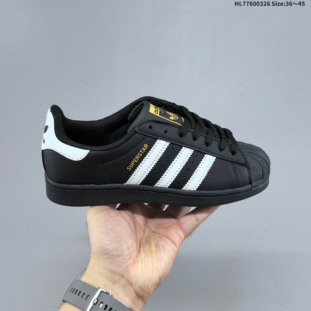 Adidas Originals Superstar Size 45 - foto 2
