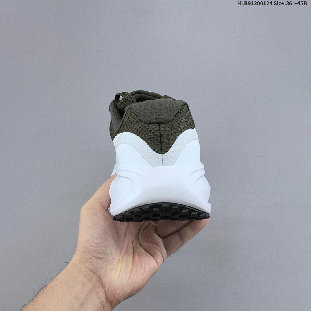 Nike REVOLUTION 8 -303 - foto 5