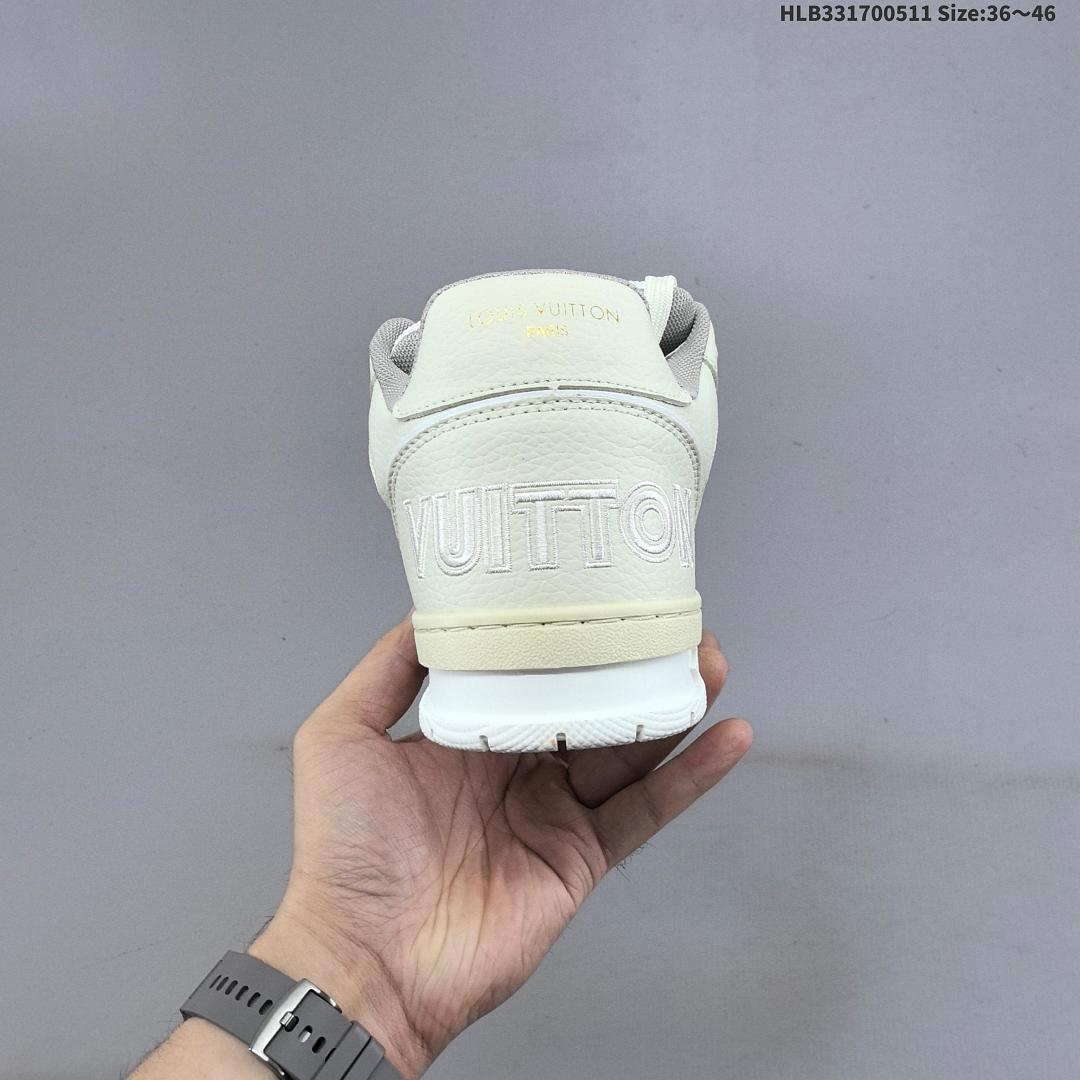 Louis Vuitton LV 3D Log - foto 6