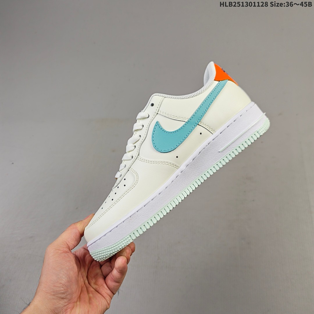 Nike AIR FORCE 1’07 Force - foto 3