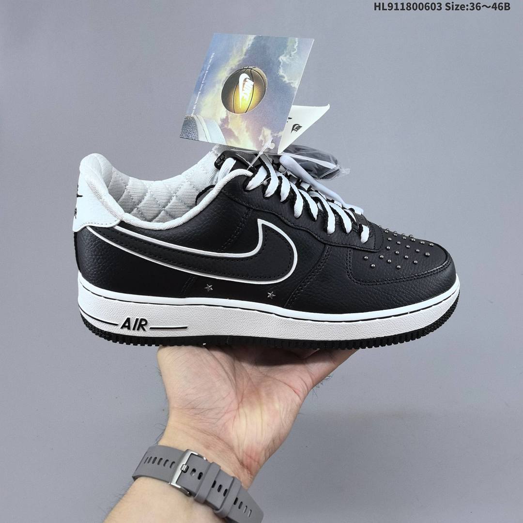 NIKE AIR FORCE 1‘07 010 - foto 2