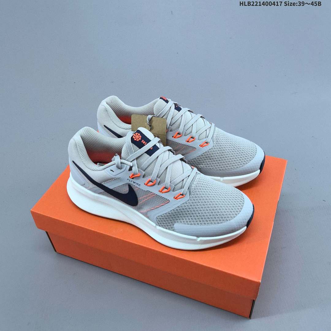 NK W NIKE RUN SWIFT 3 - foto 5