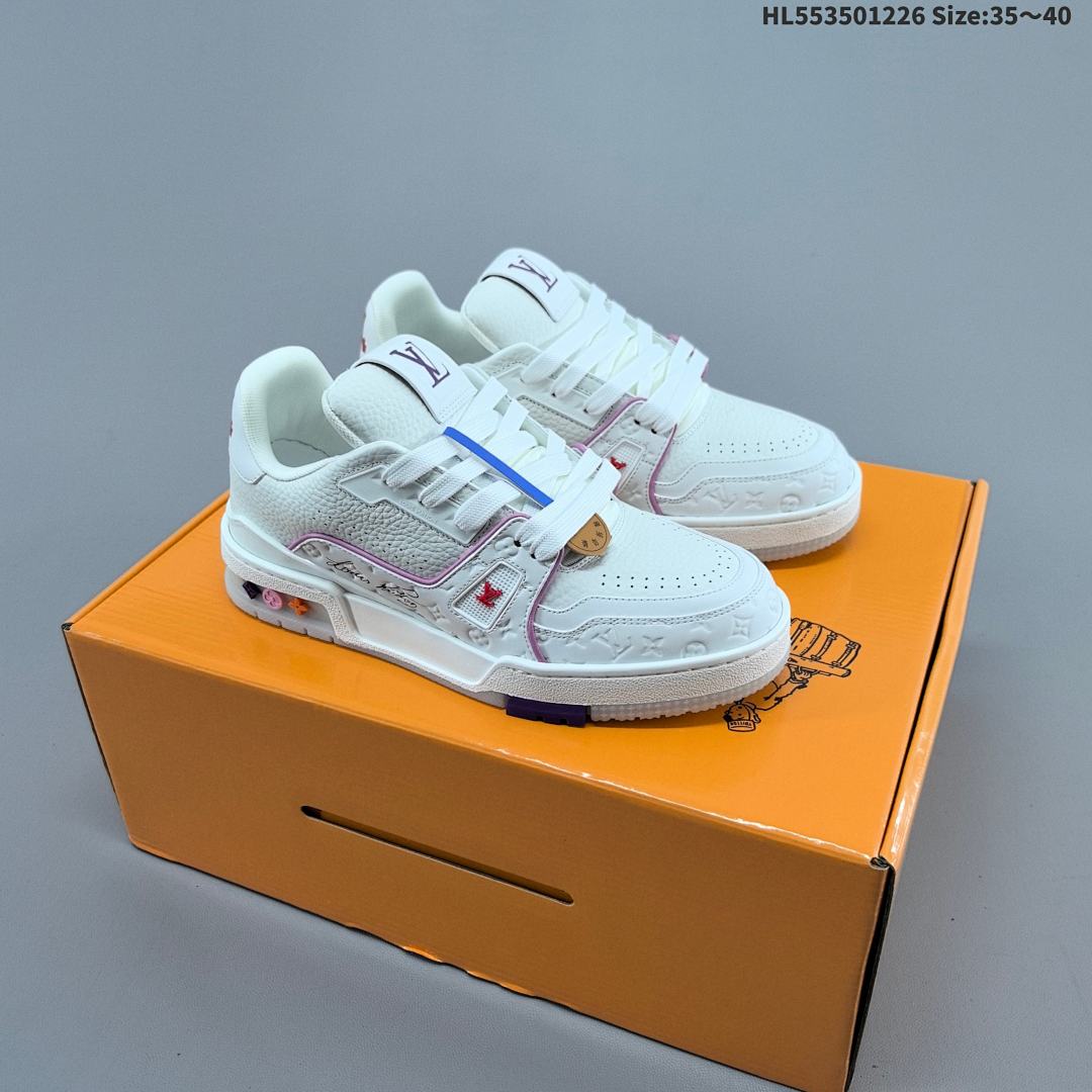 LV ARCH LIGHT SNEAKER 3D