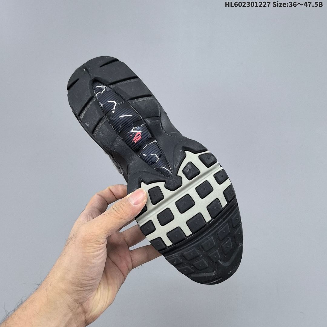 NIKE AIR MAX 95 SP - foto 4